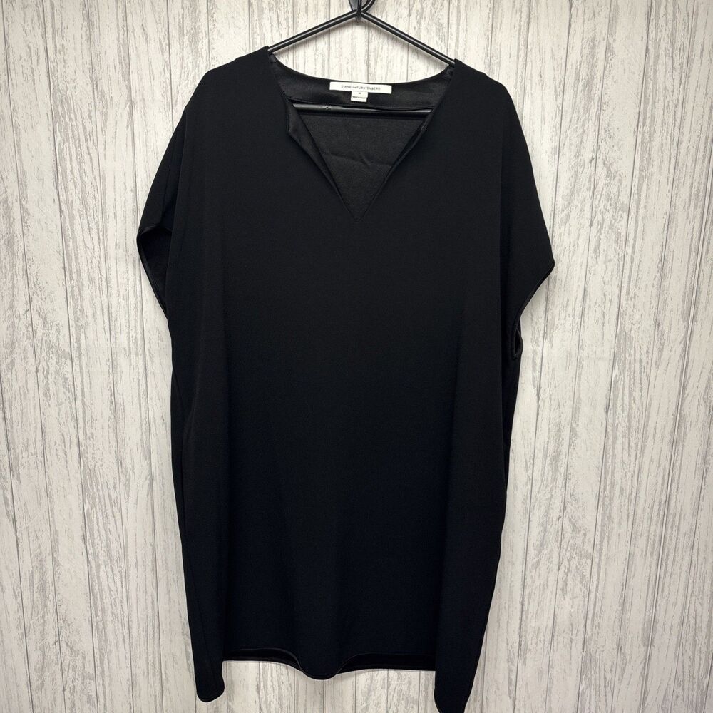 Womens Size M Diane Von Furstenberg Black V Neck Shift Dress EUC